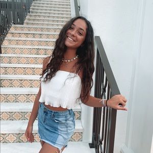 Meet your Posher, Ella